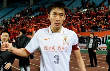 吕文君庆祝夺冠：是海港的三连冠，更是上海的三连冠