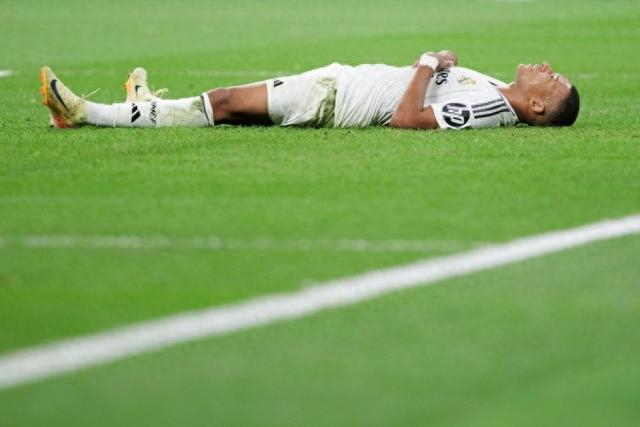 马赛成为第四家欧冠50胜法国俱乐部，前三家是巴黎、里昂、摩纳哥