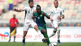 阿德巴约：卡拉格不尊重萨拉赫，他只是幸运出生在利物浦（阿德巴约批卡拉格不尊重萨拉赫：他不过是个生在利物浦的幸运儿）