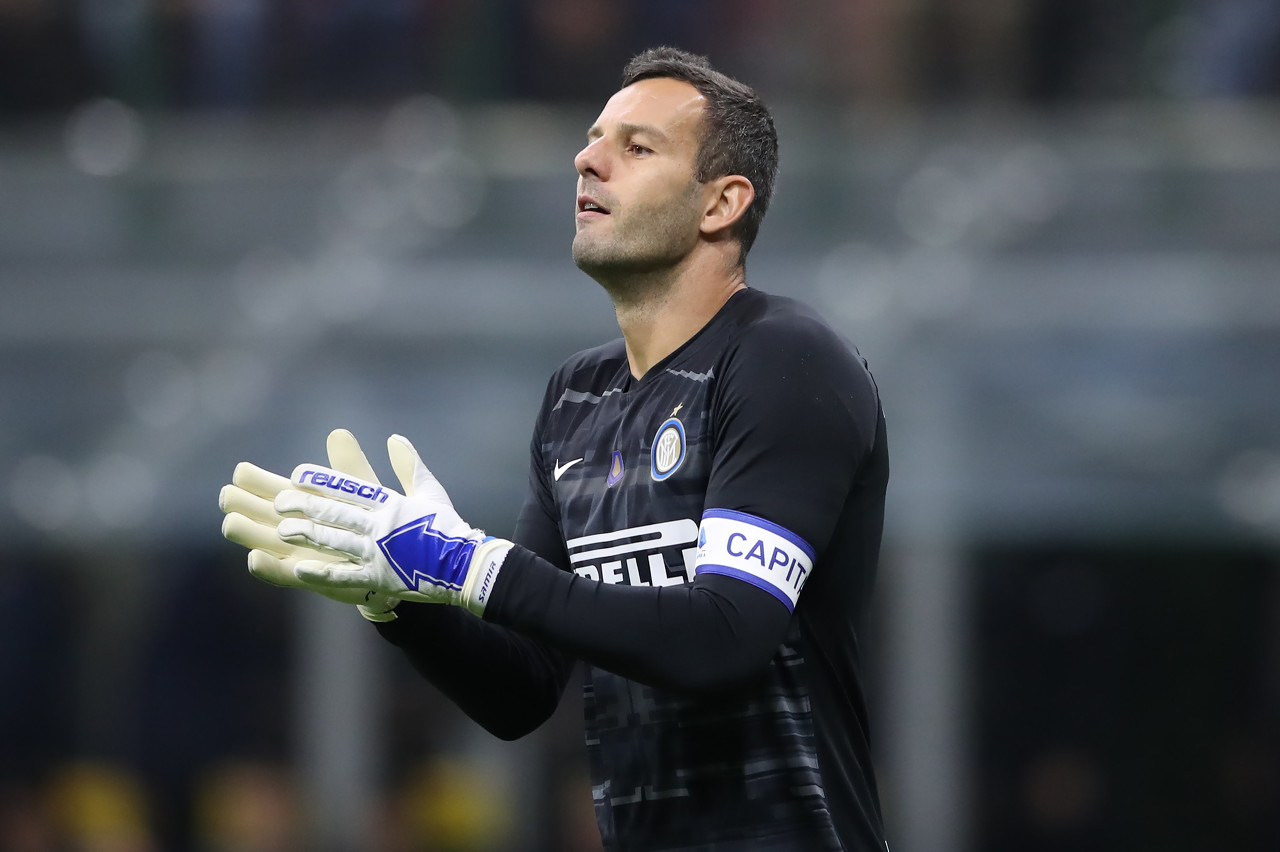 科莫vs萨索洛：尼科-帕斯、阿尔韦托-莫雷诺首发，马蒂奇、贝拉尔迪出战