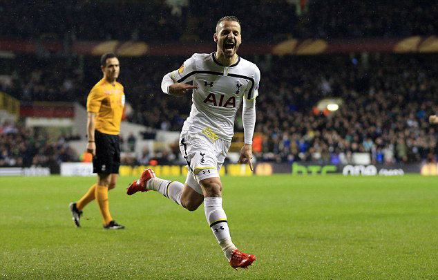 马卡：C罗认为世界杯代表不了什么，但那是他简历上最大缺憾