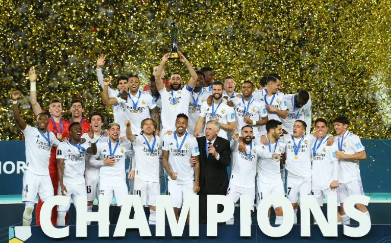 意甲战报：博纳佐利点射萨纳布里亚建功，克雷莫纳2-0莱切