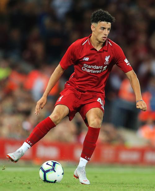 世体：霍安-加西亚因遭受撞击一瘸一拐，但能出战本轮欧冠（世体：霍安-加西亚被撞后跛行，仍将出战本轮欧冠）