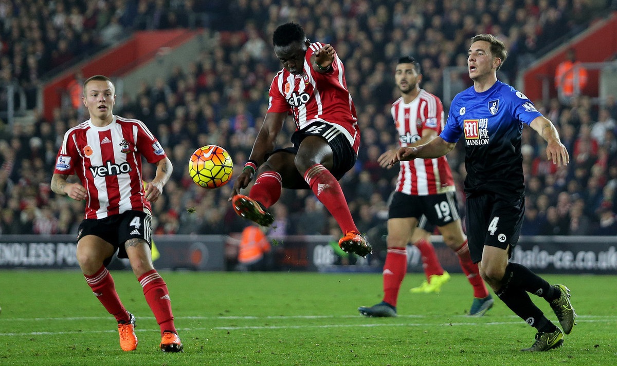 英超前瞻：布伦特福德主场强势，伯恩利客场表现不佳防守糟糕（英超前瞻：布伦特福德主场占优，伯恩利客场疲软防线隐患多）