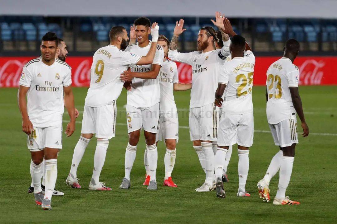 篮球NBA官方公布最新球队攻防效率榜