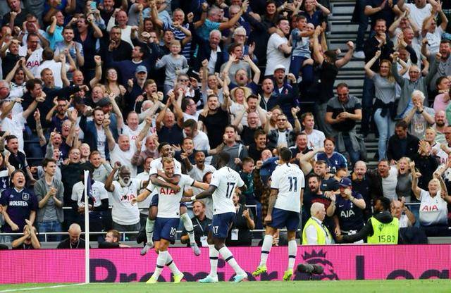 范迪克直言萨拉赫替补：利物浦没有“免检卡”，巨星也需证明自己