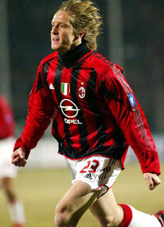 荷兰大名单：范戴克领衔；费耶诺德球员瓦伦特首次入选