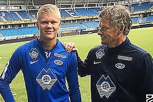 奥尔莫：亚马尔一直渴望入选国家队，他已习惯成为舆论的焦点