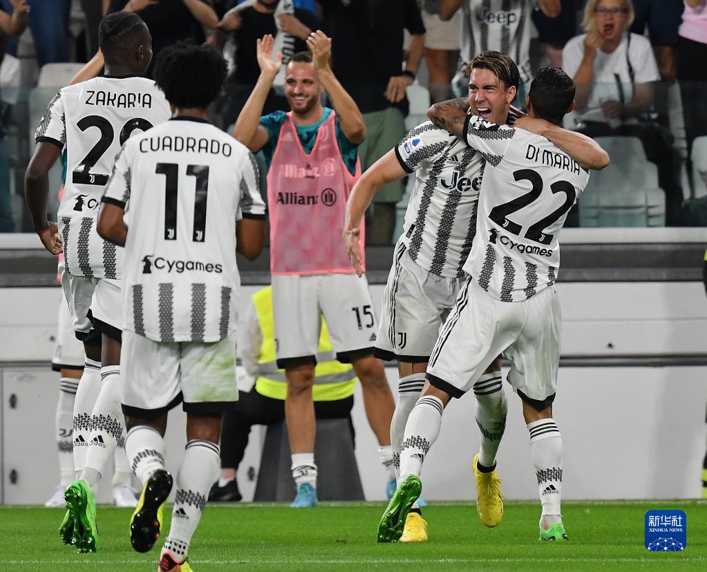 中超11月最佳球员候选：法比奥领衔，王燊超、吴曦、侯森在列（中超11月最佳球员候选名单：法比奥领跑，王燊超、吴曦、侯森入围）