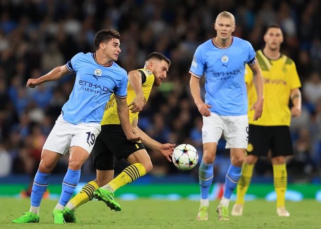 龙赛罗：四支西甲球队本轮欧冠表现糟糕，我们只顾着自视甚高（龙赛罗：四支西甲本轮欧冠集体低迷，我们一味自我拔高）