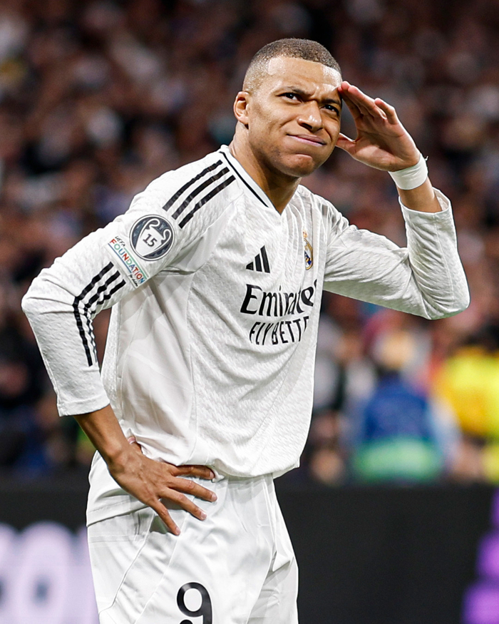 卫报：美国企业家斯图尔特和说唱歌手狗爷成为斯旺西小股东（卫报称：美国企业家斯图尔特与说唱歌手狗爷入股斯旺西，成为小股东）