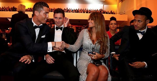 过去9次英超圣诞榜首5次最终夺冠，其余4次均是曼城逆袭（近9次英超圣诞榜首仅5次守住冠军，其余4次皆被曼城逆袭夺冠）