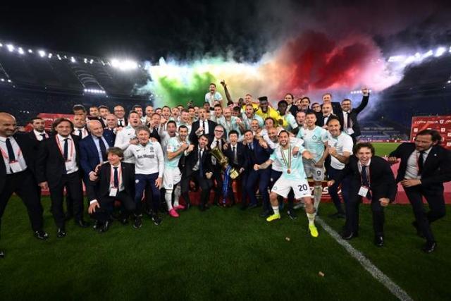 世俱杯夺冠赔率：巴黎1赔2.37领跑 皇马紧追（世俱杯夺冠赔率：巴黎1赔2.37居首，皇马紧随其后）