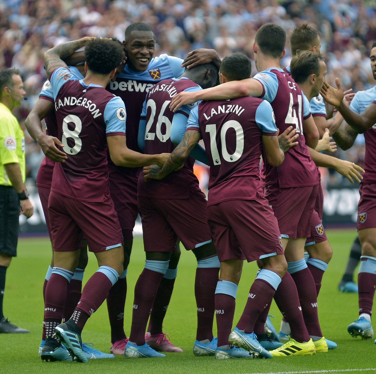 官方：荣昊加盟广东吴川青年，参加广东省足球超级联赛四强赛（官宣：荣昊签约广东吴川青年队，将出战广东省足球超级联赛四强赛）