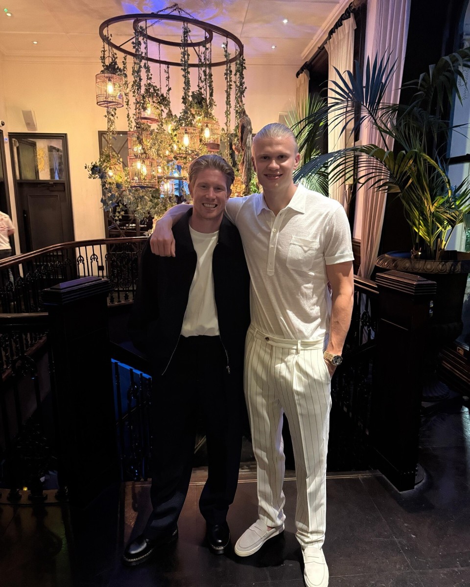 2025全国射击总决赛在杭州鸣枪，首金项目10米气手枪混合团体河南组合问鼎